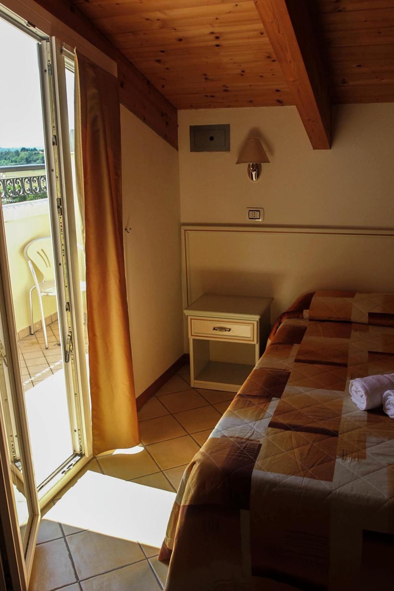 Hotel Ariston 미사노아드리아티코 외부 사진