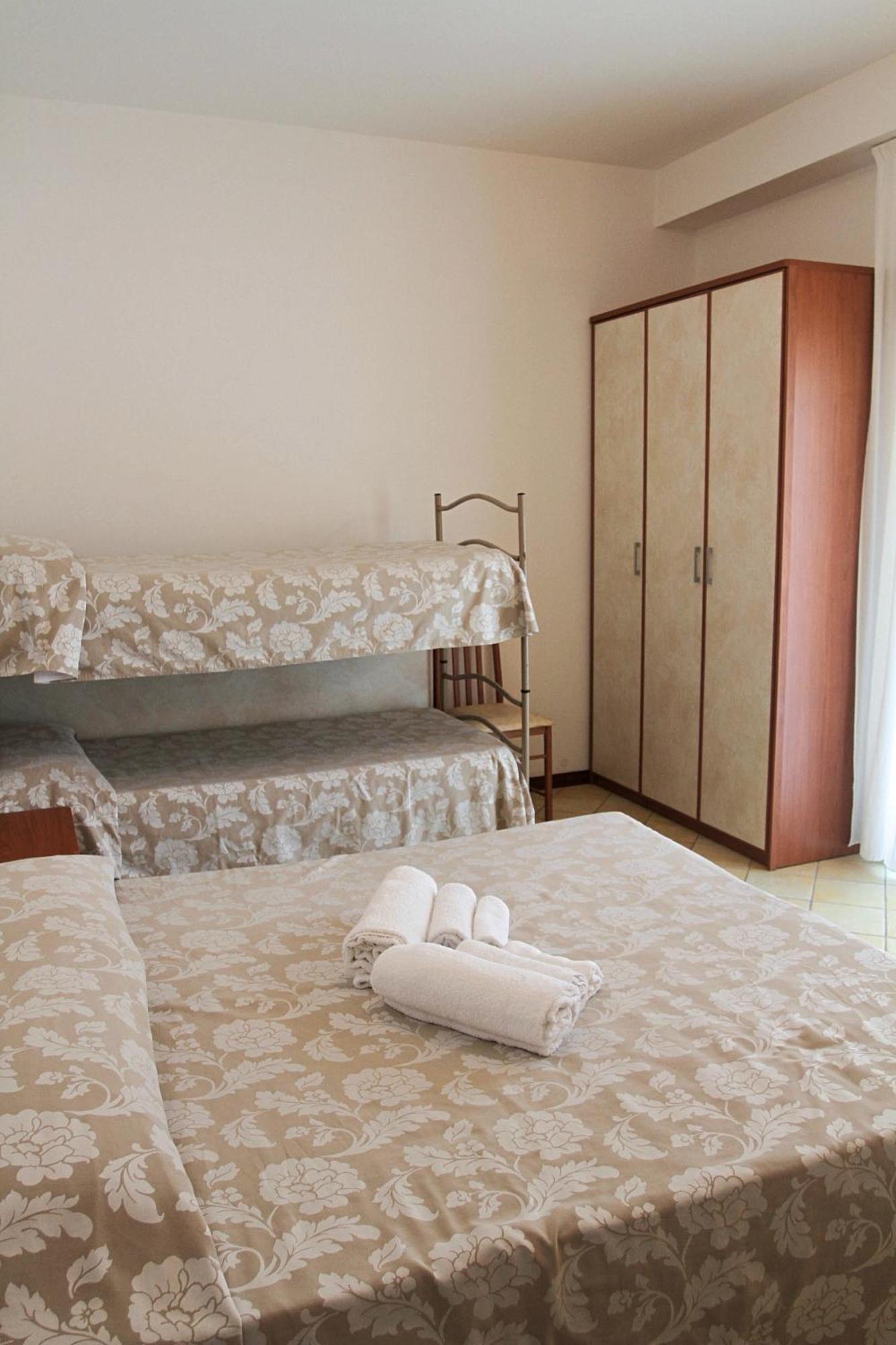 Hotel Ariston 미사노아드리아티코 외부 사진
